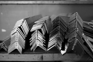 Kątownik stalowy 60 mm x 60 mm x 4 mm - 600cm